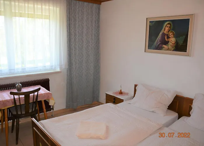 Проживание в семье Ruheoase In Der Nahe Am Attersee